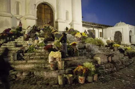 Sur le marché de Chichicastenango - Guatemala