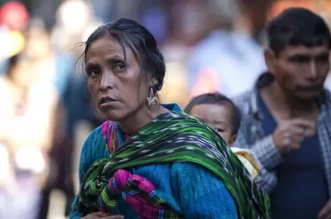 Sur le marché de Chichicastenango - Guatemala