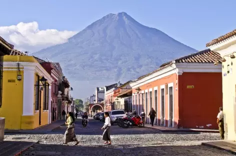 Dans les rues colorées d'Antigua - Guatemala