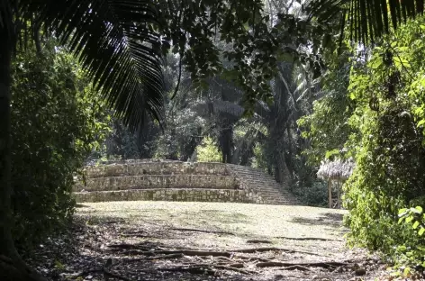 Le site Maya d'Aguateca - Guatemala