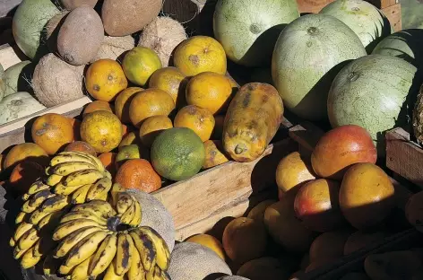 Couleurs sur un marché - Guatemala