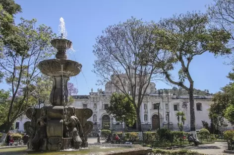 La place principale d'Antigua - Guatemala