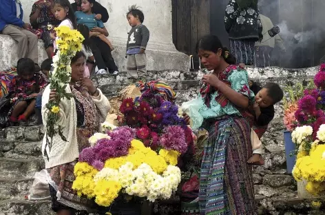 Sur le marché de Chichicastenango - Guatemala