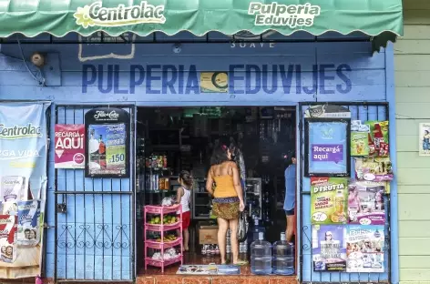 Une épicerie à San Juan del Sur - Nicaragua
