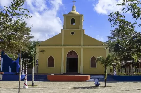 L'église pimpante de San Juan del Sur - Nicaragua 