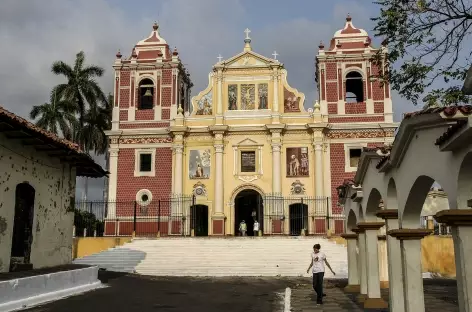 L'église bicolore de Léon - Nicaragua 
