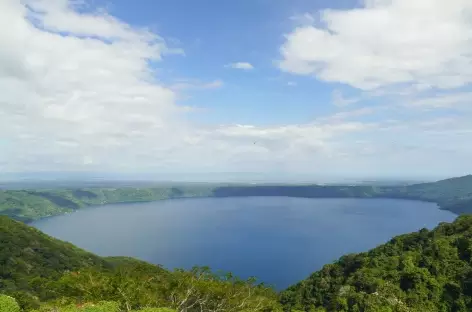 Laguna Apoyo depuis le mirador Catarina