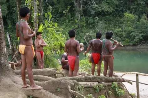 Accueil par les indiens Emberas - Panama