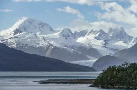 Croisière en Patagonie, Anse Almirantazgo et glacier Marinelli