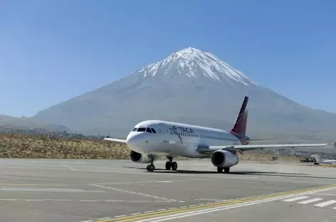 Arrivée à Arequipa au pied du volcan Misti - Pérou