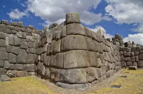 Le site inca de Sacsayhuaman dans la Vallée Sacrée - Pérou