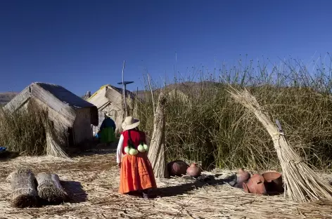 Sur les îles Uros - Pérou