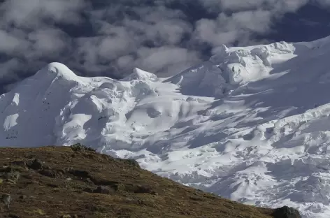 Le versant ouest de l'Ausangate depuis le col Apacheta - Pérou