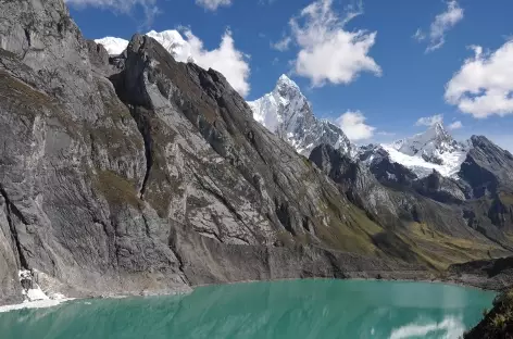 Lagunes dans la vallée de Siula - Pérou