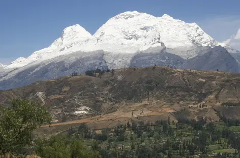 Vue sur le Huascaran depuis la vallée de Huaraz - Pérou - 