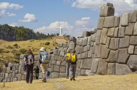 Balade sur le site de Sacsayhuaman - Pérou