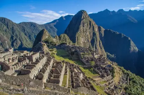 Samajesté le Machu Picchu et le sommet du Huayna Picchu - Pérou