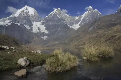 Vue depuis la lagune Carhuacocha - Pérou