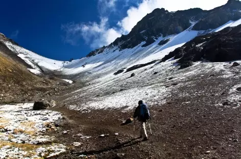 Trek > Col Santa Rosa (5000 m) > Camp Cutatambo (4260 m)