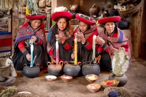 Visite de Pisac. Retour > Cusco (3400 m)