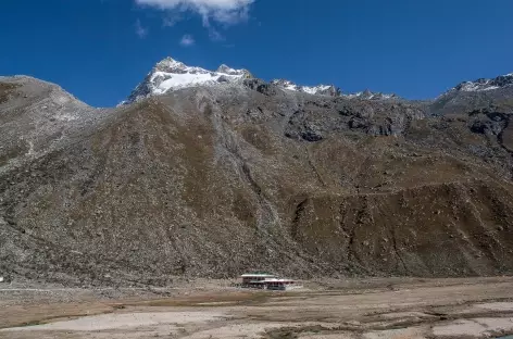 Le refuge Ishinca au pied du Nevado Urus - Pérou