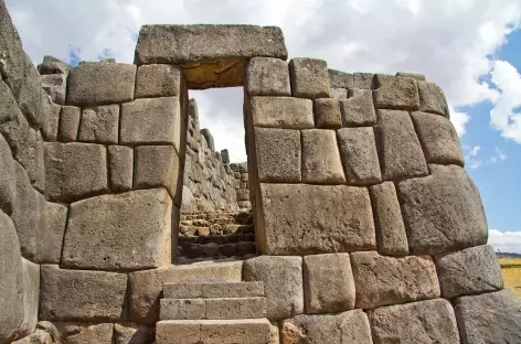 Superbe mur inca à Sacsayhuaman - Pérou - 