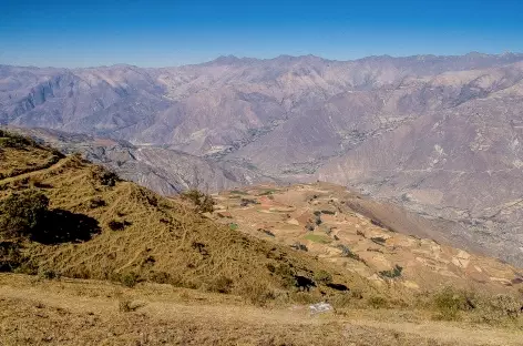 Montée entre Hualcayan et Wiscash - Pérou