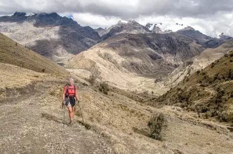 Marche vers la lagune Huecrucocha - Pérou