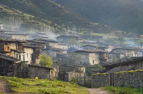 Village de Merak au petit matin - Bhoutan - 