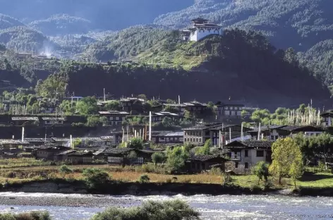 Vallée de Bumthang et dzong de Jakar - Bhoutan - 
