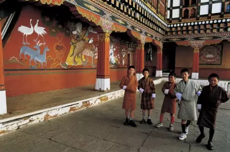 Cour intérieure du dzong de Paro - Bhoutan 