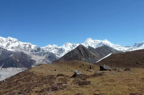 Le Kangkar Puensum (7541 m) depuis les hauteurs de Thangza - Bhoutan