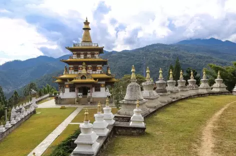 Vue d'ensemble du chorten de Nyezergang 