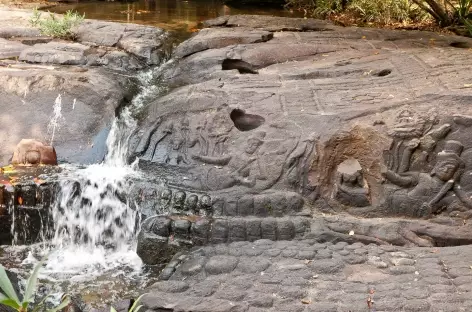 Site angkorien sculpté dans la rivière Kbal Spean - Cambodge