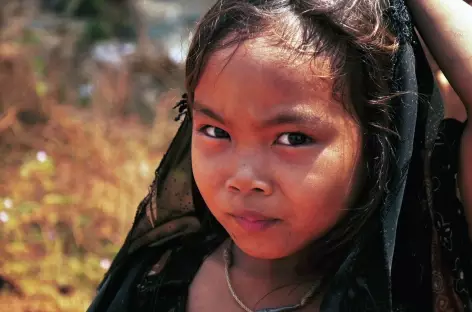 Pursat - jeune fille chame - Cambodge - 