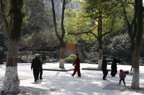 Tai Chi dans les parcs de Hangzhou - Chine