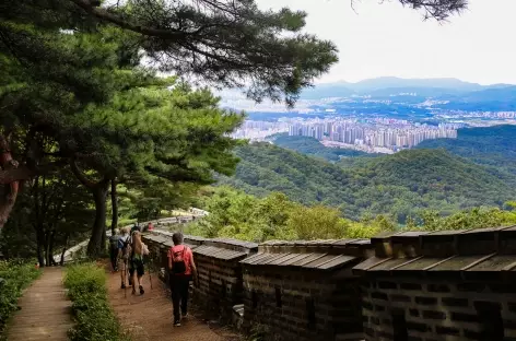 Séoul depuis la forteresse de Namhansanseong 
