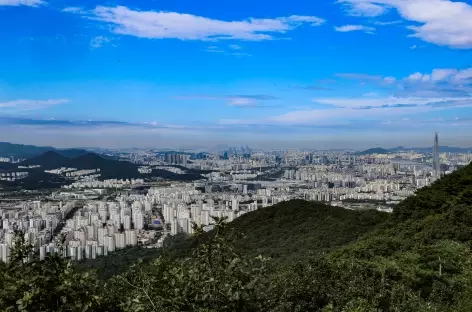 Séoul depuis la forteresse de Namhansanseong 