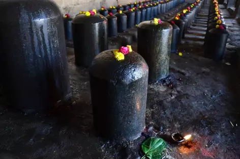 Lingams au temple de Thanjavur - Inde
