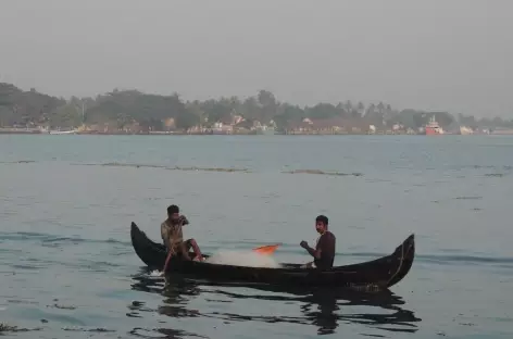 Pêcheurs à Cochin, Inde du Sud