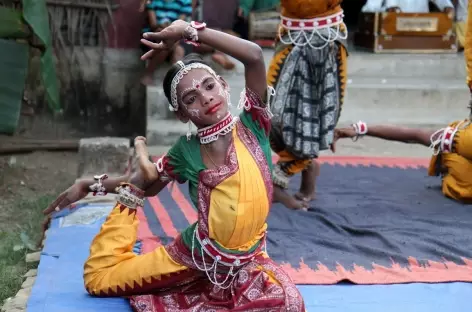 Danses acrobatiques - Orissa, Inde
