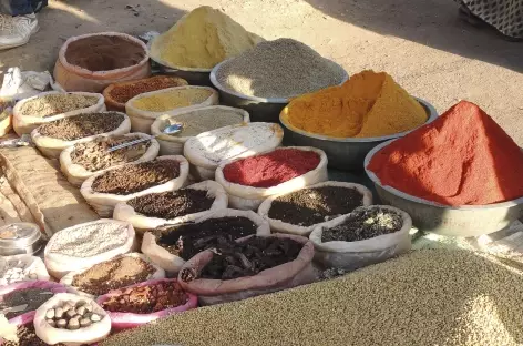 Epices sur le Marché, Madhya Pradesh - Inde