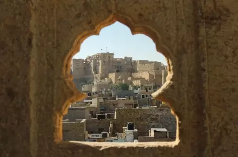 Vue dérobée sur la citadelle du désert du Thar, Rajasthan