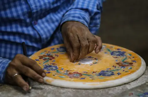 Agra : travail de la céramique