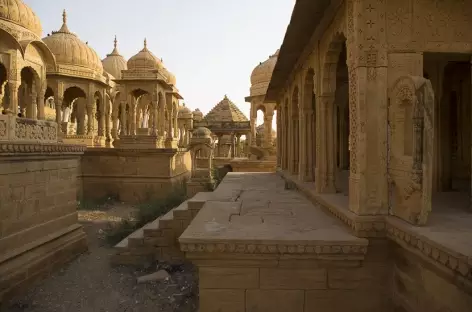 cénotaphes (tombeaux royaux) de Bada Bagh