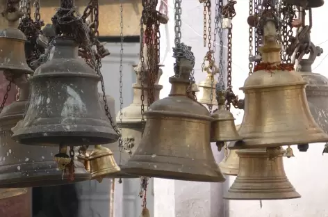 Cloches dans un temple hindouiste