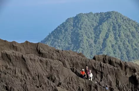 Volcan Dukono, île d'Halmahera - Indonésie