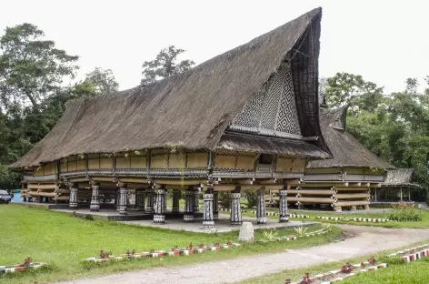 Vieux palais du roi à Pematang Purba, Sumatra - Indonésie