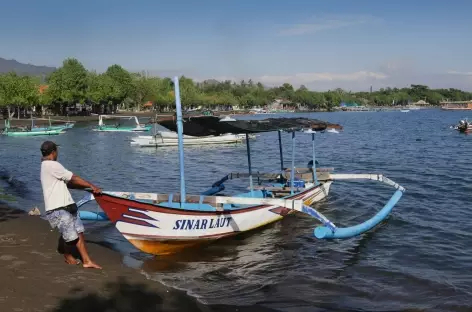 Sur la plage de Pemuteran, Bali - Indonésie