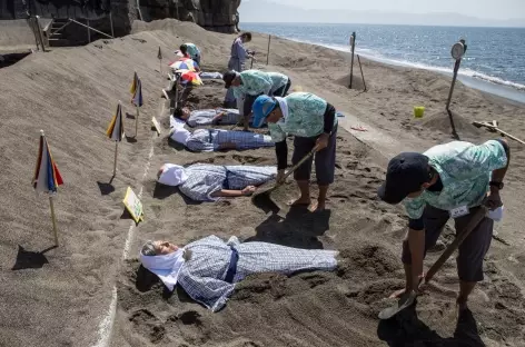 Les bains de sable chaud, péninsule de Satsuma - Japon